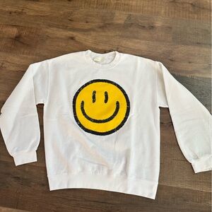 White Smiley Face sweatshirt size medium